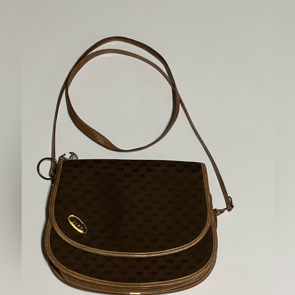 Gucci purse